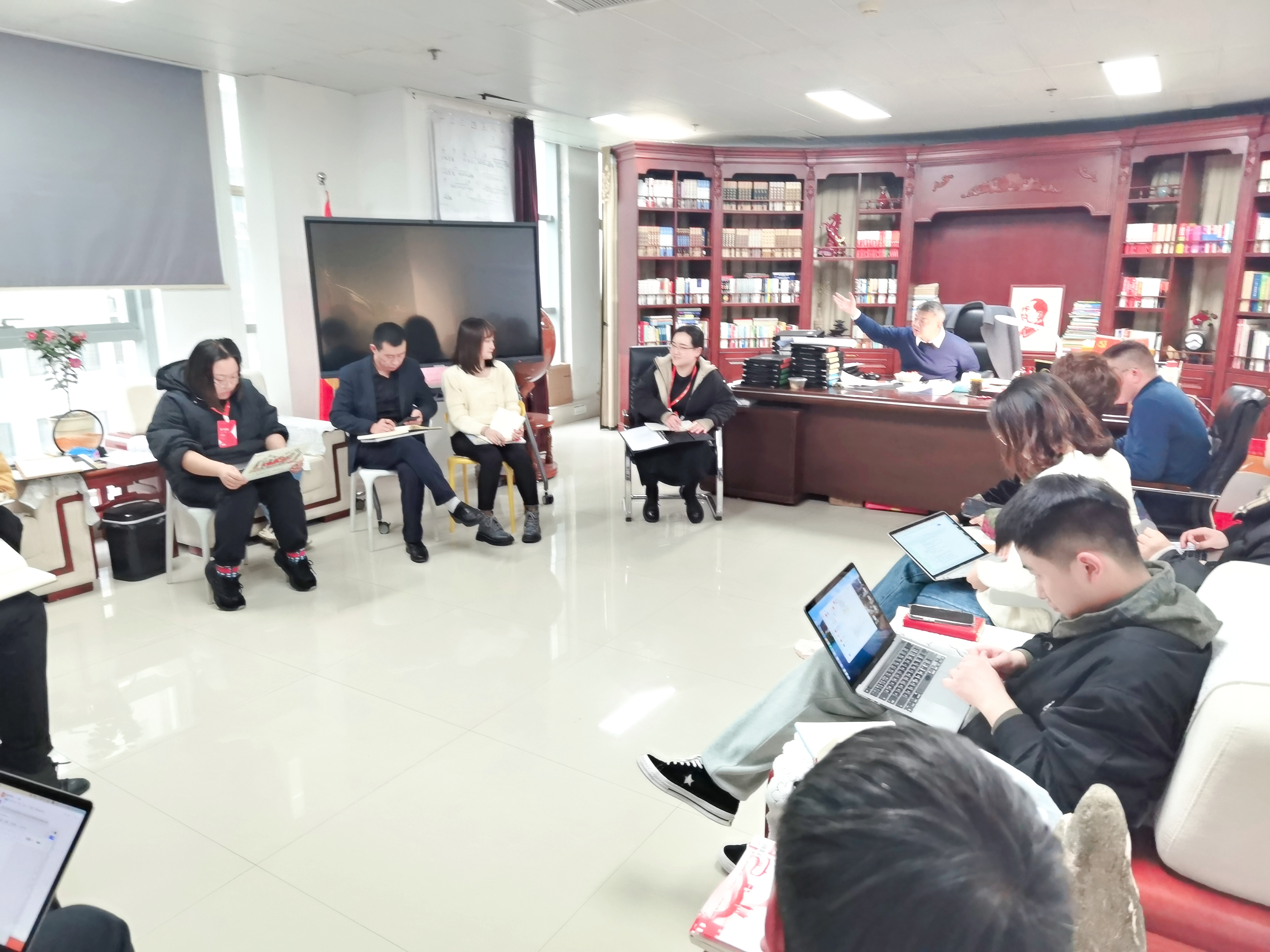 心时代父母召开第一次《营销产品支持会》