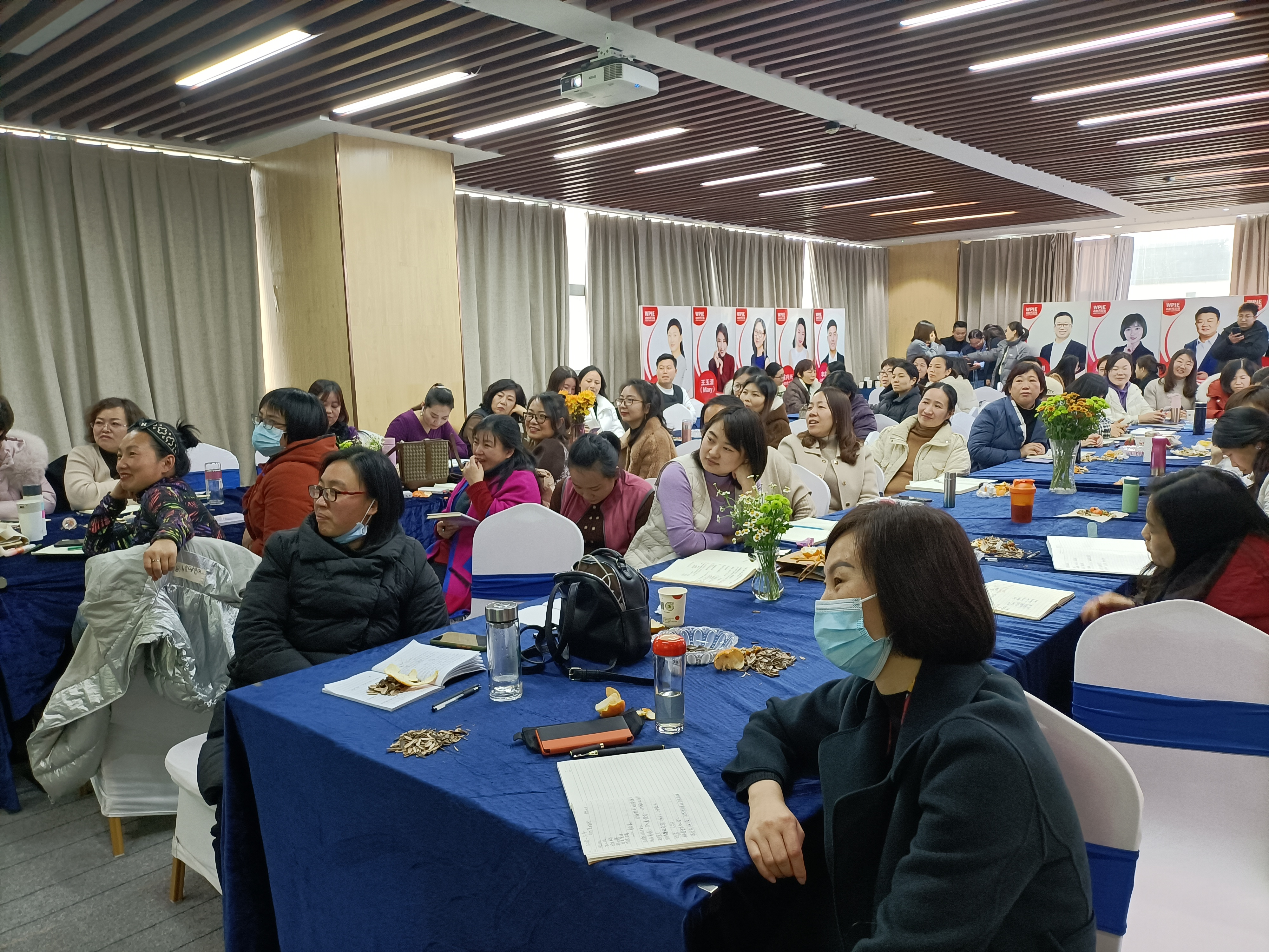 心时代父母商学院【未来已来】研讨会（郑州场）圆满结束！