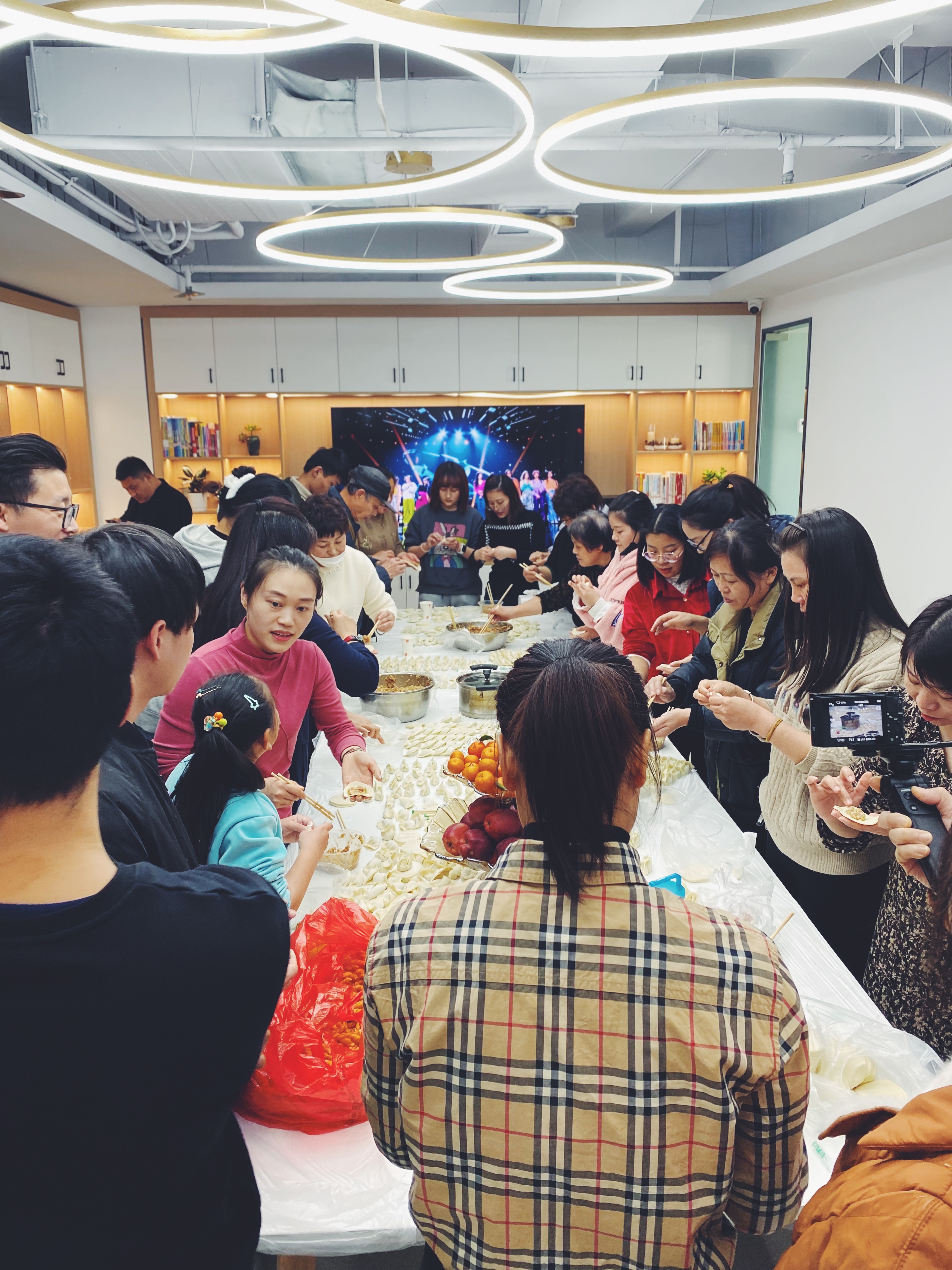 2021-12-23——心时代父母全体伙伴与心时代父母学员们一起过冬至啦！