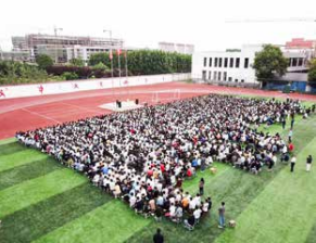刘敏老师受邀走进西华县第二高级中学《快乐学习，展望未来》