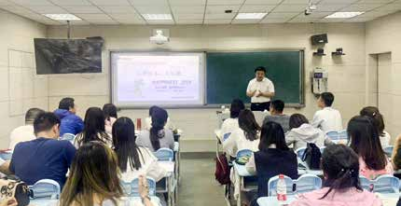 纪琼院长受邀走进郑州市第 63 中学，为全体班主任做《心理资 本建设》系列课程