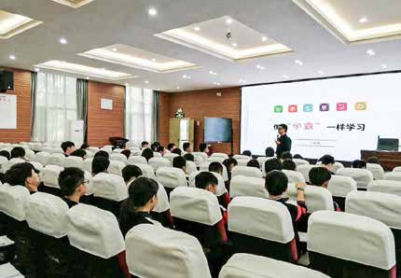 海勇导师授课《LATS 学习力提训督导课程》即使不是学霸，  也可以像学霸一样“有自信”，像学霸一样“有一套”，像学霸一样“有坚毅”