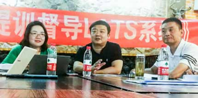 纪琼院长连夜坐 7 个多小时的车，赶往云台山，参加24 号郑州市第 52 中的学习力提升督导的培训