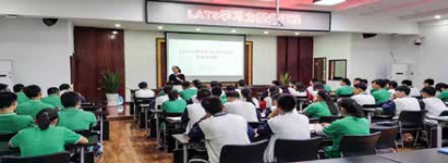 靳育辉老师走进 103 中学授课《LATS 学习力提升课程》