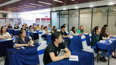 心时代父母全体员工的《内部培训会》在 506 圆满召开