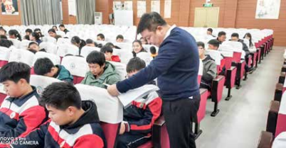 纪琼院长走进 52 中授课《LATS 学习力提训督导课程》