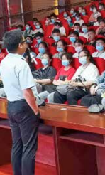 心时代父母受邀走进郑州第十四中学