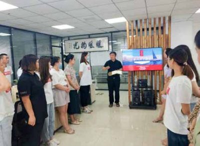 纪琼院长为端午节假期在早会发表讲话