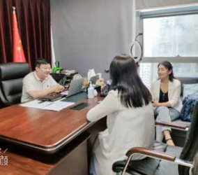 沈阳蔡老师不远千里来拜访纪琼院长
