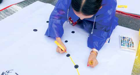 用“伸展”身体，迎接新一天！用团队文化，唤醒团队力量——心时代父母第六期《鬼谷智慧学能提训营》行智慧