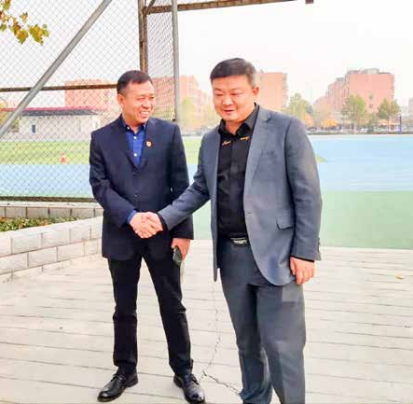 纪琼院长受邀为郑州市第九十三中学心理咨询中心建设进行工作