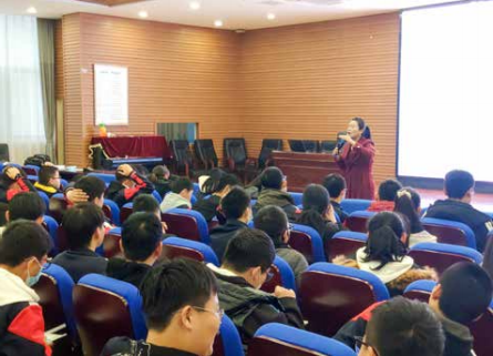 心时代父母走进郑州市五十二中学授课
