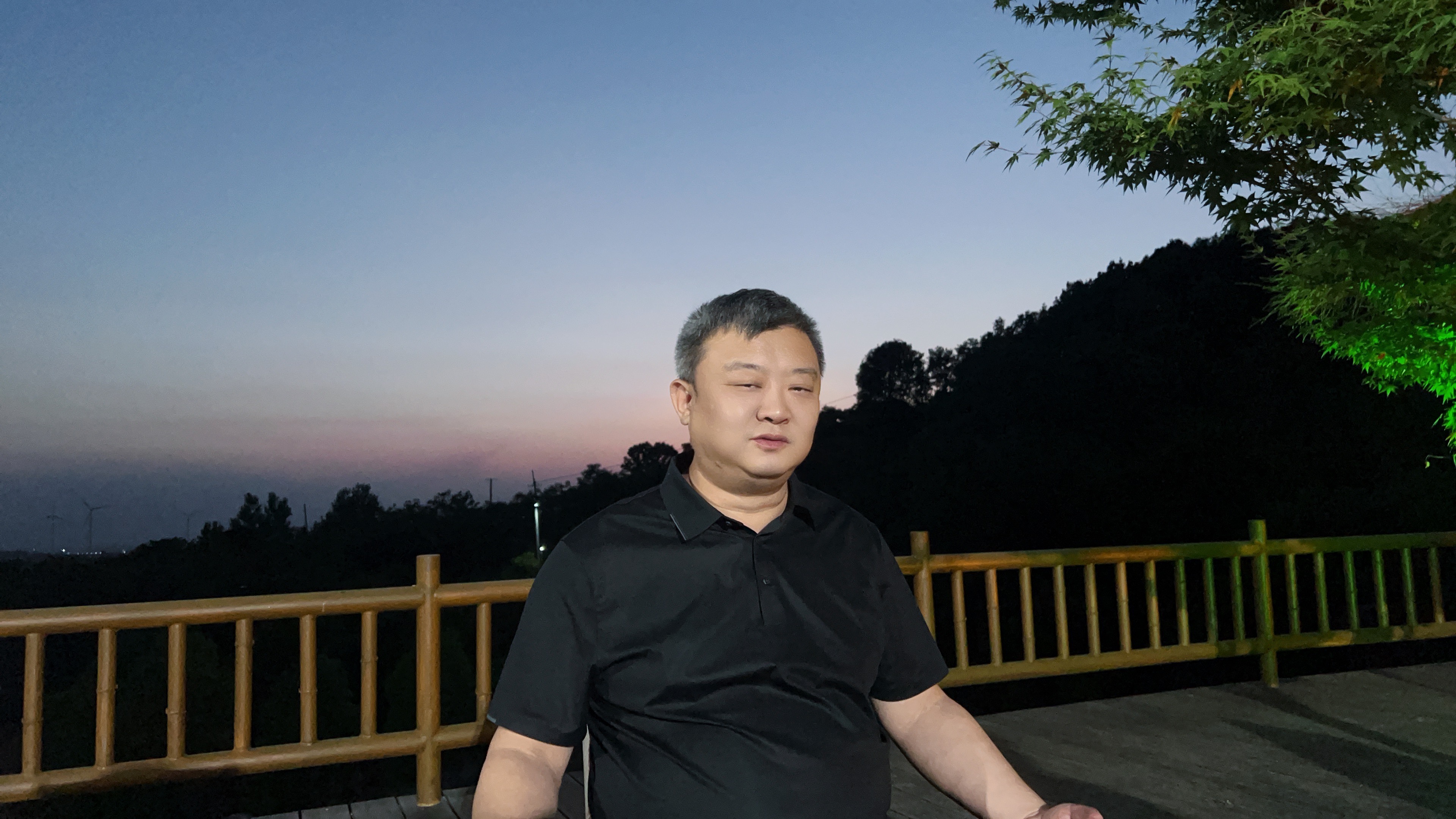 院长携5月16号——5月26号综合评估前几名的伙伴们前往昆阳团建
