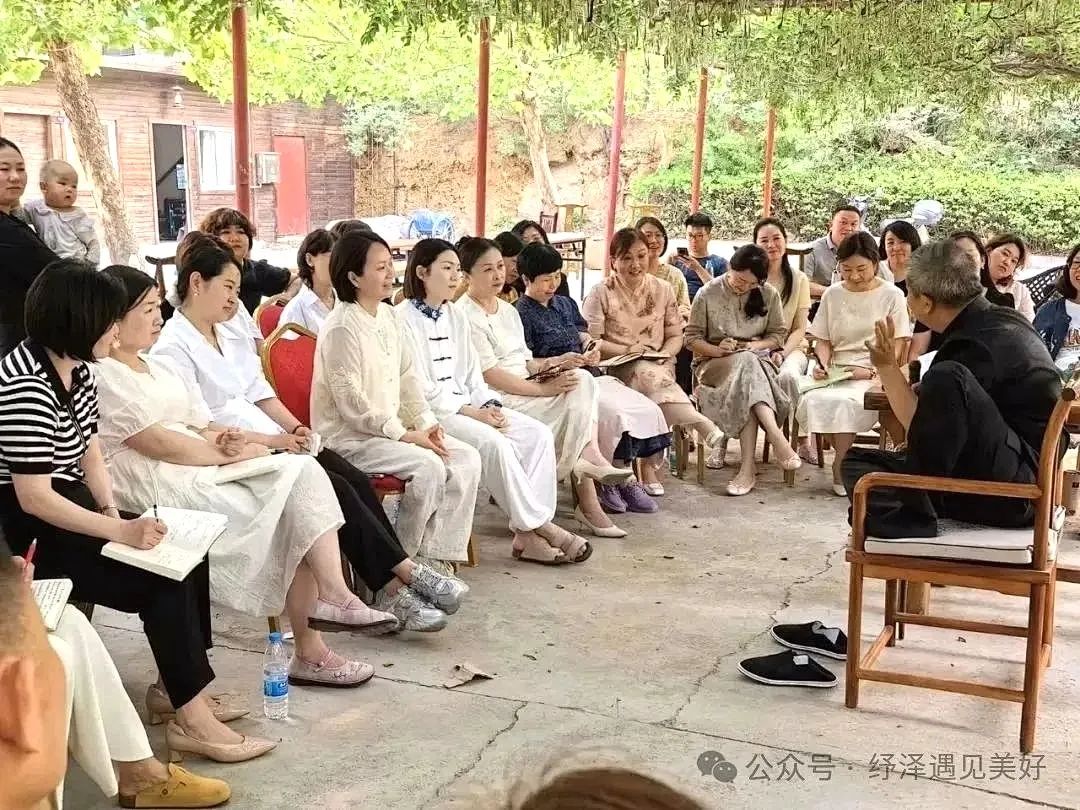 山庄一虫，心学万象——当恐惧遇见智慧！