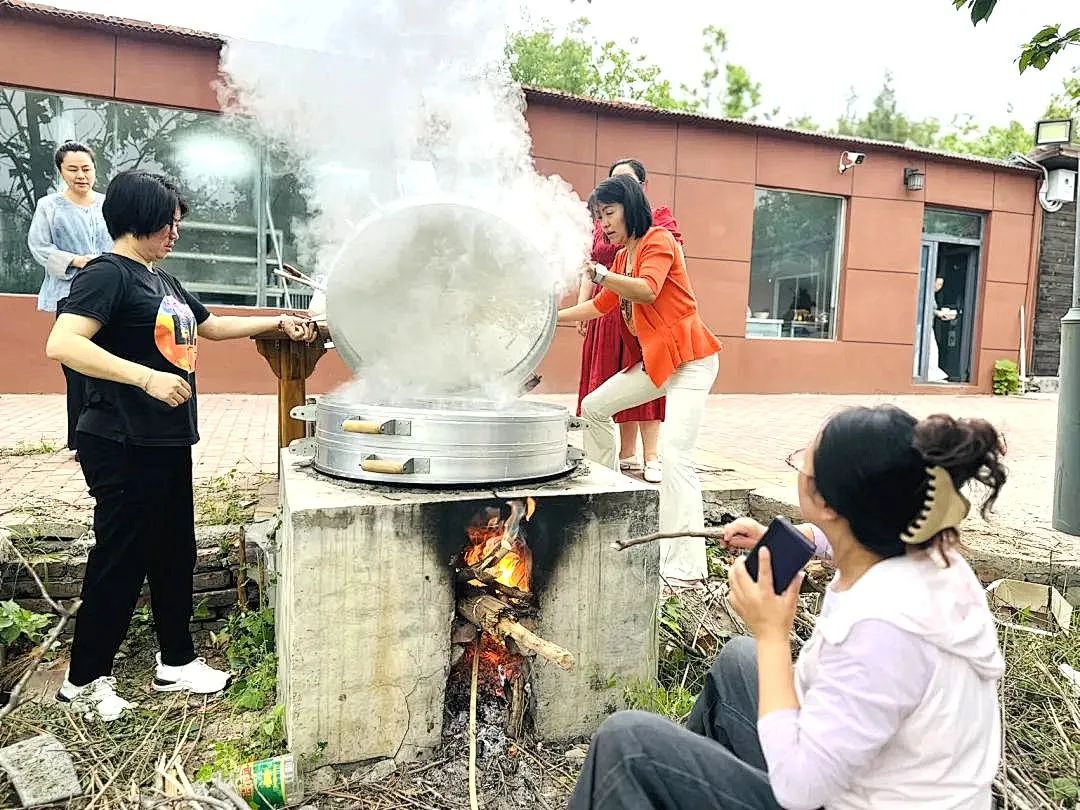 黑夜里的那盏灯：从互相伤害到夫妻同修！（一个学员的史记）