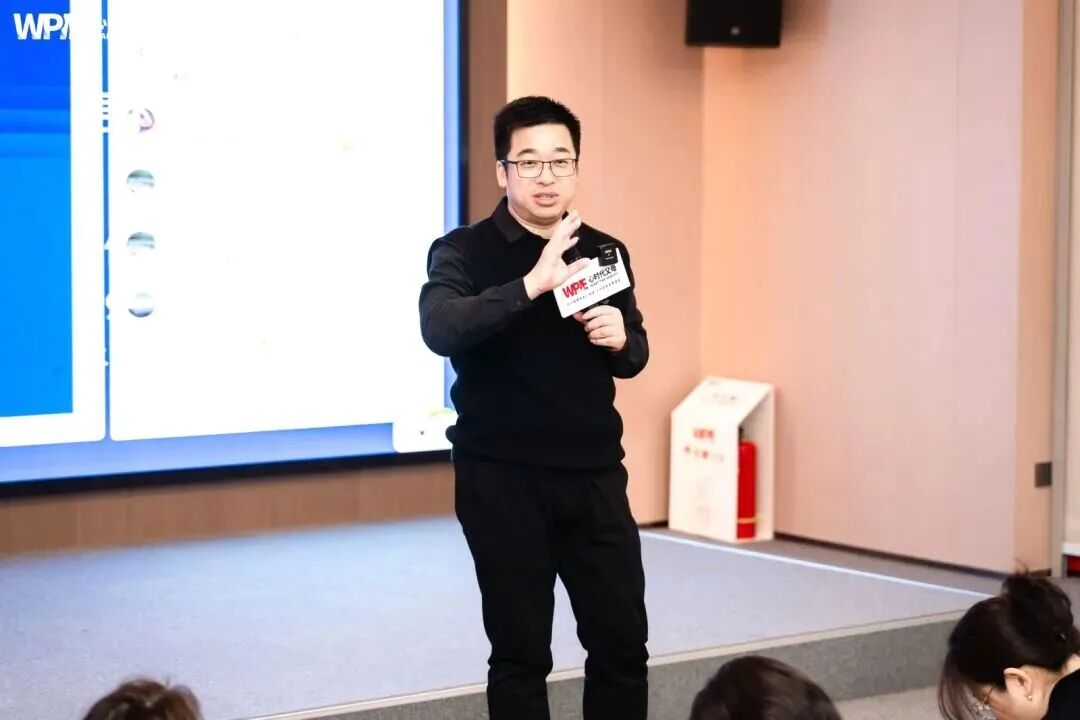 【海勇老师唤醒自驱力】孩子遇事就情绪化？你缺的不是“灭火器”，而是“翻译器”