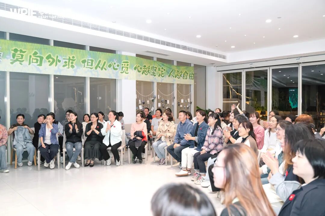 王克老师直播间里的那碗荷包蛋,终于让我看清了父亲的“偏心”