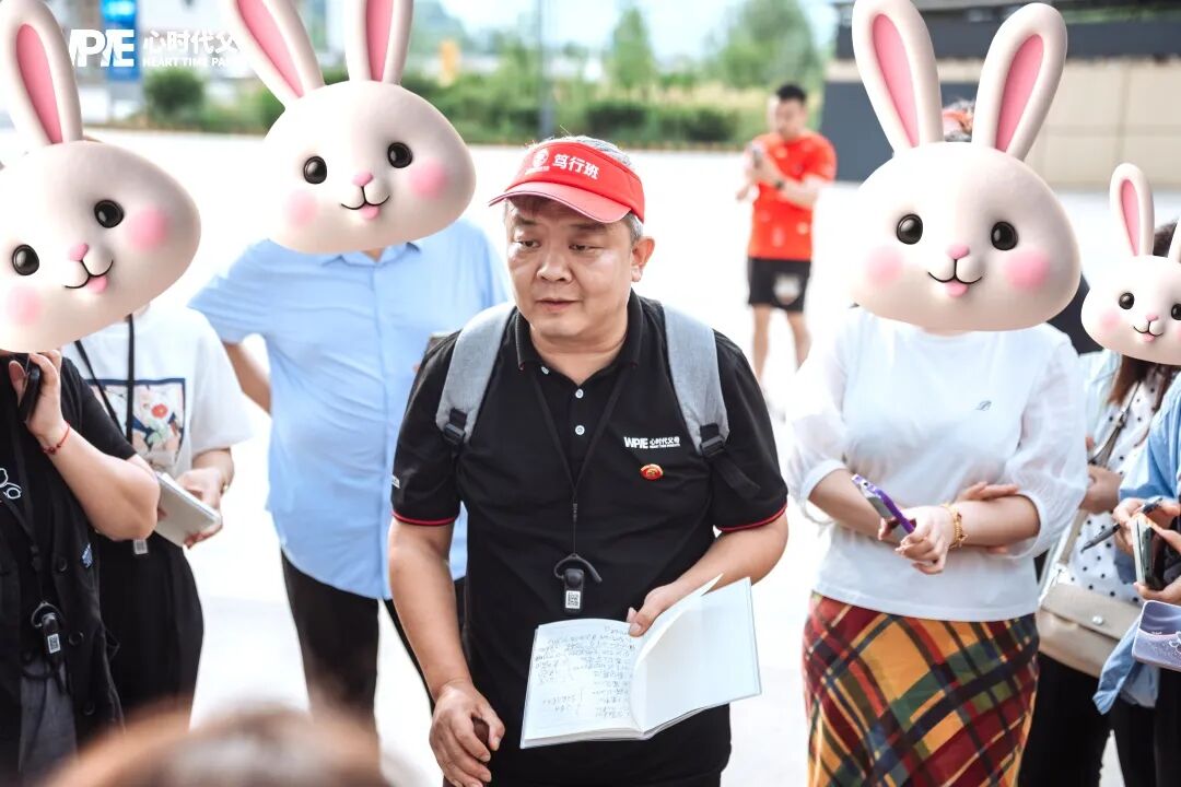 原来孩子吃这套!到底是什么秘籍能让早起困难的孩子开心起床跑去上学?