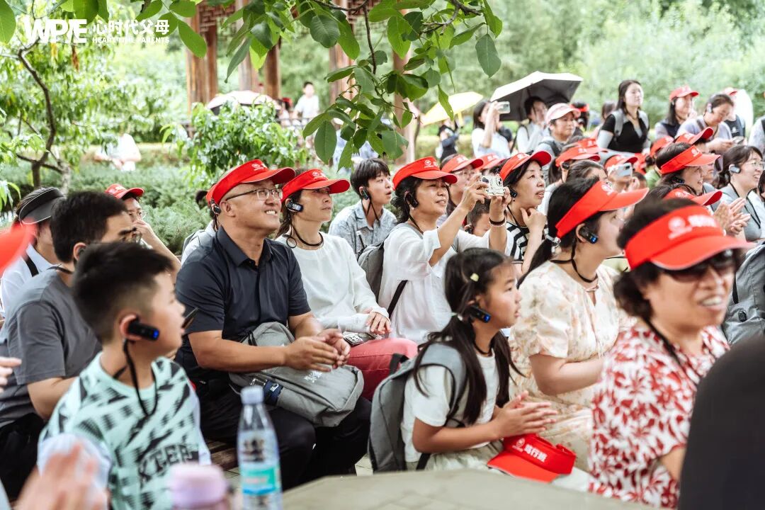 【咱们的故事】从建筑玻璃到心灵灯塔——邱松建老师:“陪孩子长大的路上,我也经历了第二次成长!”