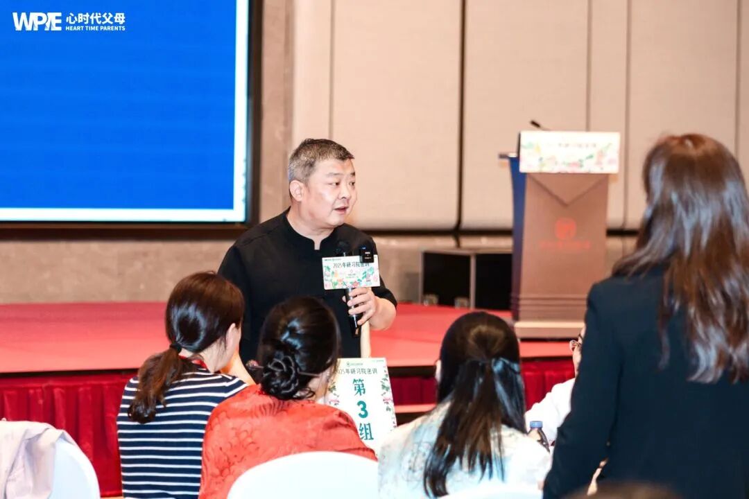 【纪琼院长实操班】“我不想活了,撞头算轻的!”孩子失控咆哮,纪琼院长实操班现场“接招”震撼全场!