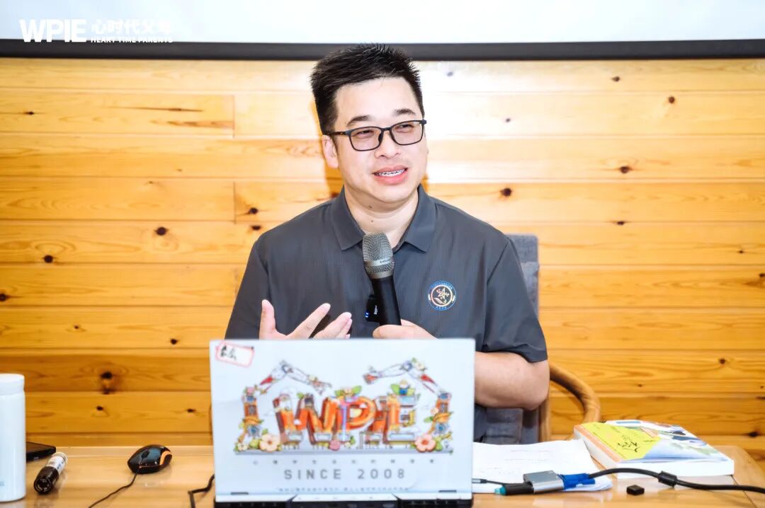 【海勇老师专业课】为什么做了那么多,却依然感觉自己毫无价值?