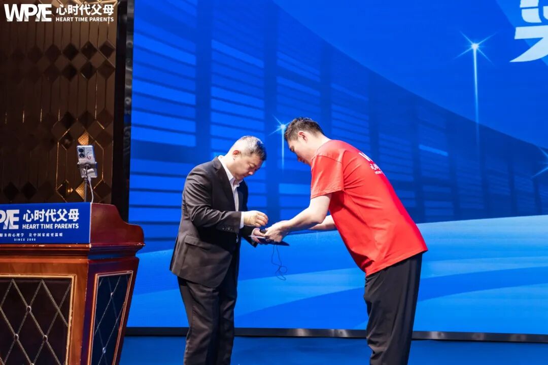 【纪琼院长导师班】“从前的我受欺负,如今让婆婆主动干活!老公还狂买礼物!”——纪琼院长:“要的就是这效果!”