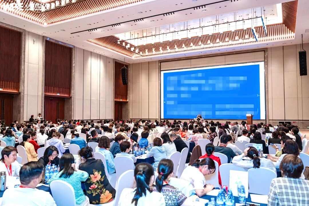 【纪琼院长导师班】男人在外是“纸老虎”,回家变“炸药包”——妻子:“凭什么要我承受这些!”