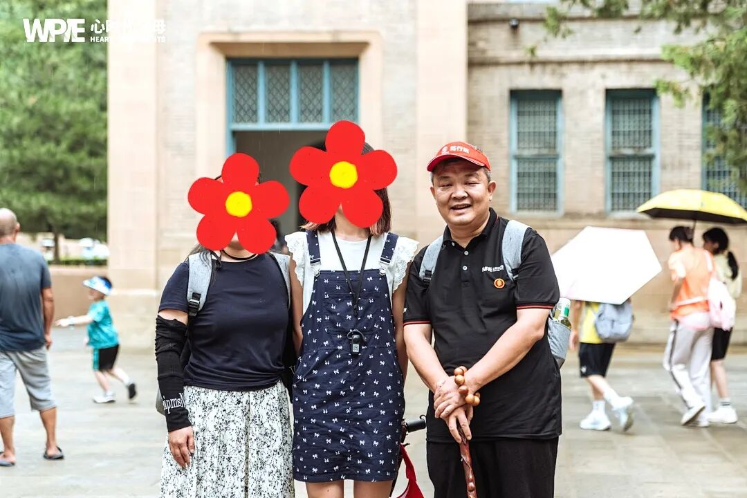 孩子要你给他买5000元的鞋才去上学！你买还是不买？