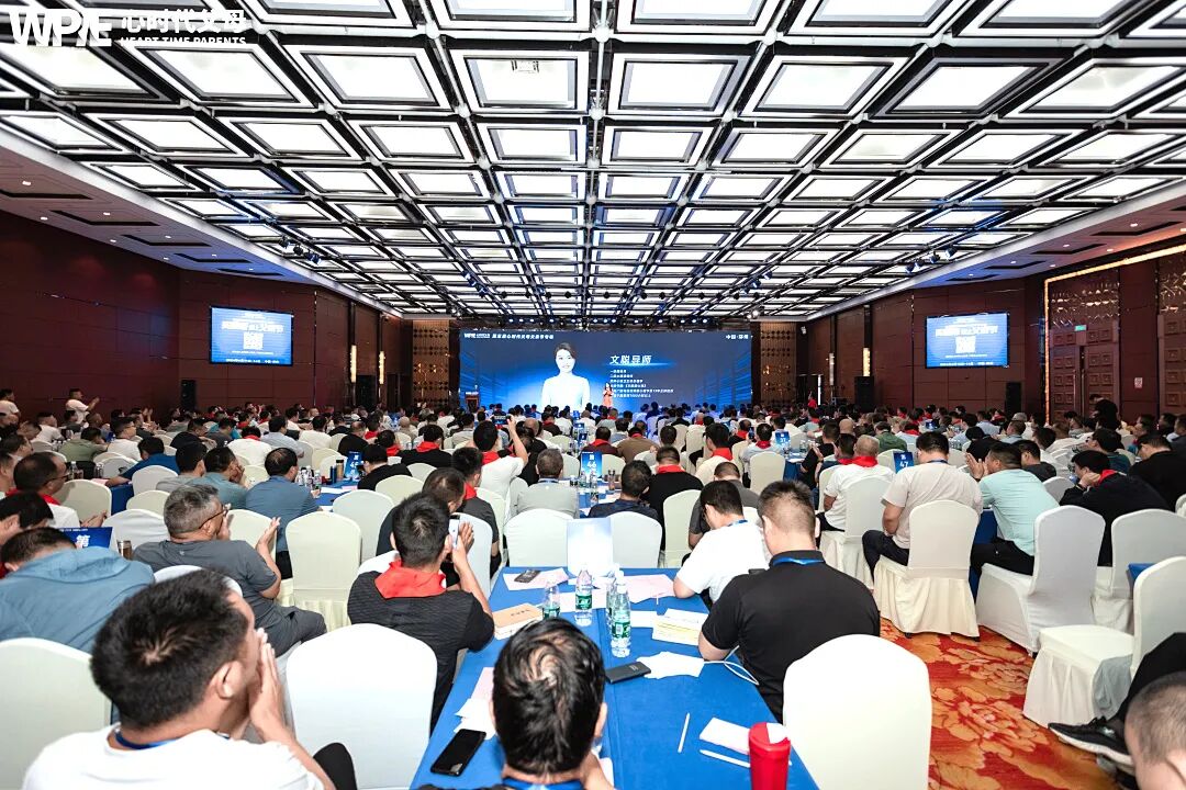 【文聪老师私人定制陪伴赢】“父亲故意当面吐痰让我扫,我哭了!”文聪老师一针见血:“问题全在你身上!”