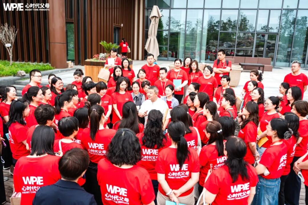 【纪琼院长人生规划导师班】从提菜刀向家人,到手捧鲜花谢师恩!——拿菜刀解决问题的男人为何会突然改变 ?