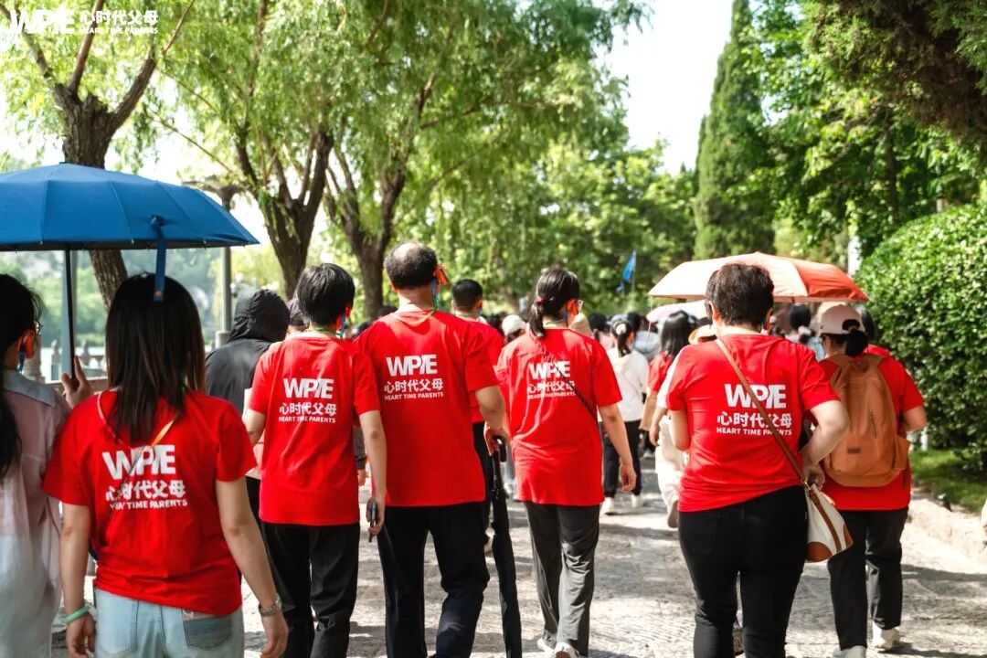 当我们用金钱奖励孩子的进步时,殊不知会让孩子离学习越来越远!