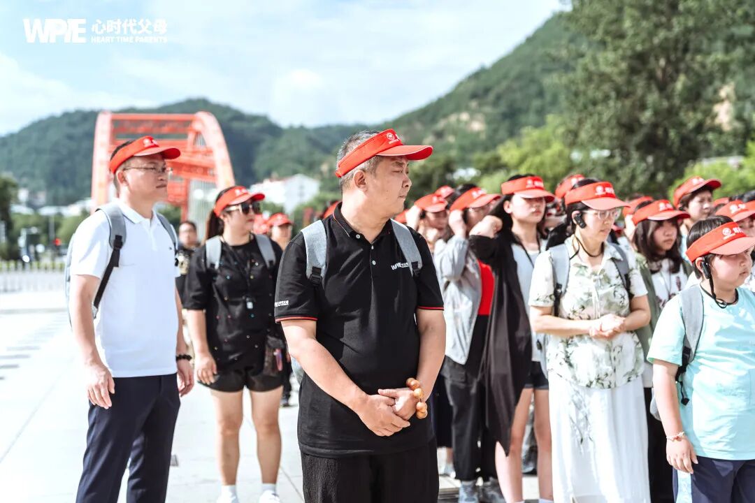 当我们用金钱奖励孩子的进步时,殊不知会让孩子离学习越来越远!