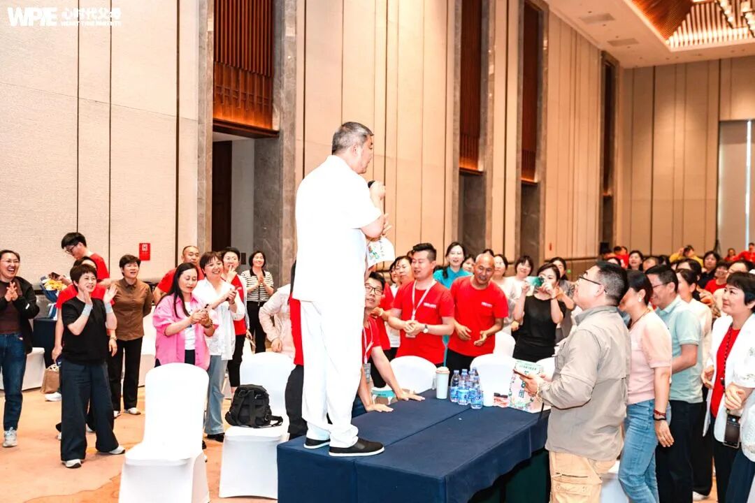 【咱们的故事】“我忍了你二十几年了!”“谢谢你没放弃我!”——一对夫妻的真诚对话与共同成长