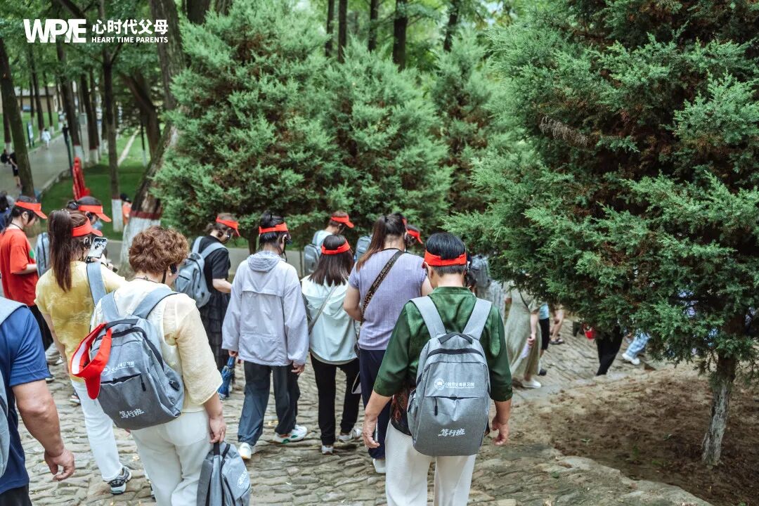 王纪琼院长:“累,但不辛苦,能影响一个孩子,拯救一个家庭,比什么都值得!”