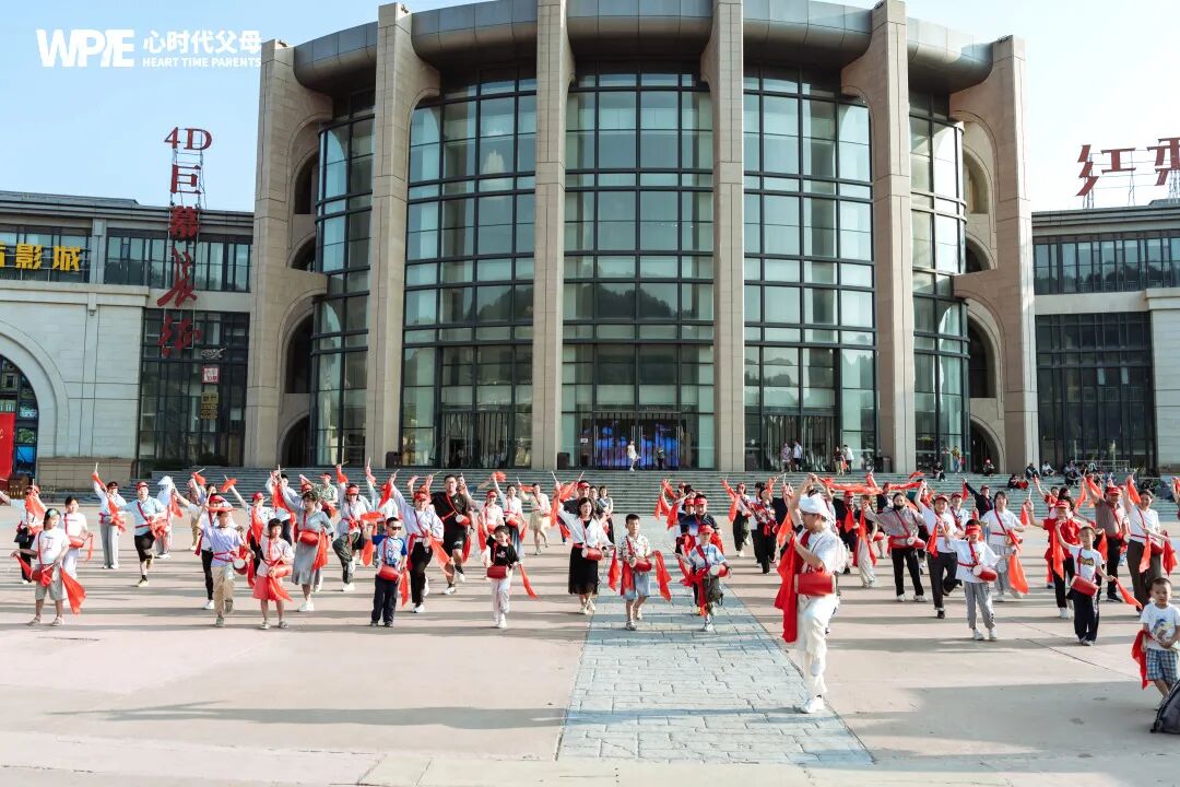 【纪琼院长家庭系统教育方案实操班】纪琼院长直播间黑屏反倒被夸?原来会说话的人,运气都藏在嘴里!