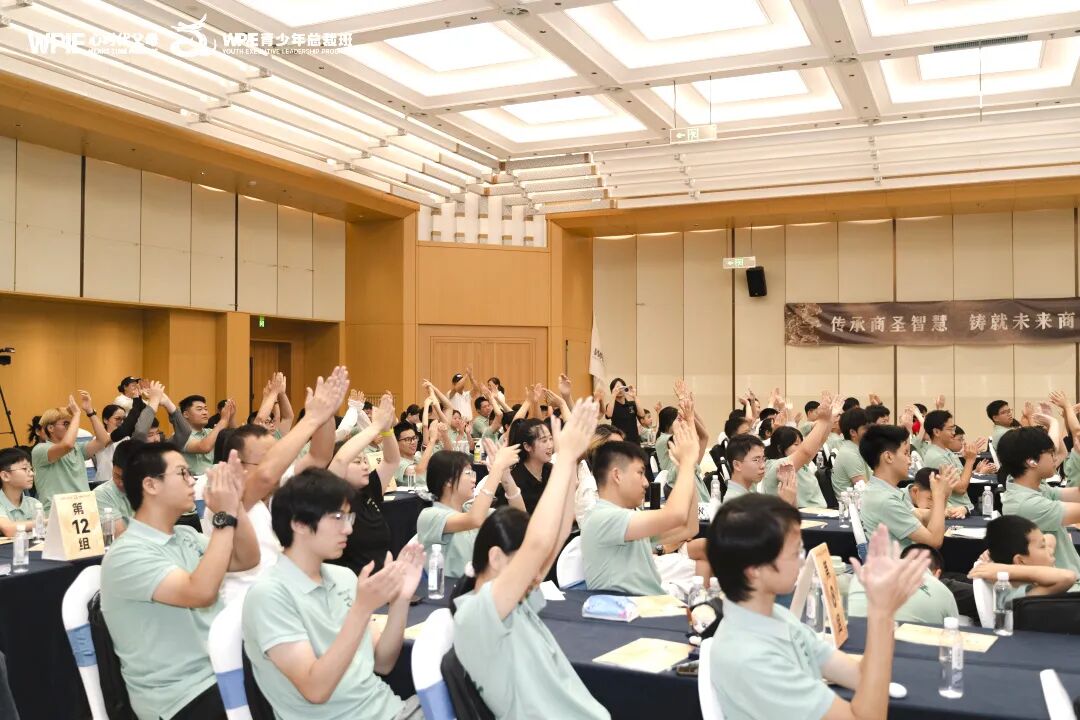 孩子违反校纪,帮同学抽烟“望风”,妈妈三步沟通成功破局!