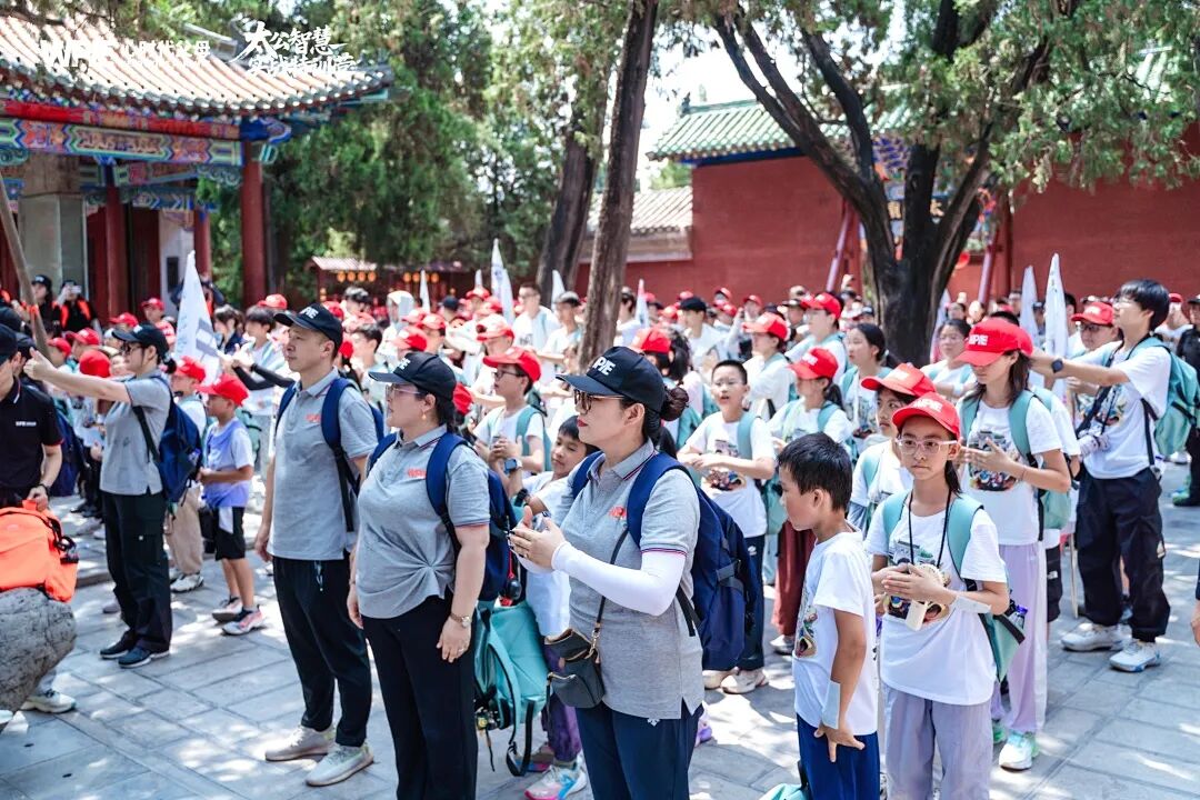 【纪琼院长家庭系统教育实操班】家长:“狗咬你,你也咬狗呀?”孩子:“我打死它!”——看王纪琼院长如何巧妙化解