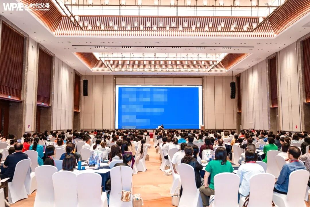 【纪琼院长家庭系统教育方案实操班】电梯里的“屁事”考卷——你选“清白”,还是选“前程”?