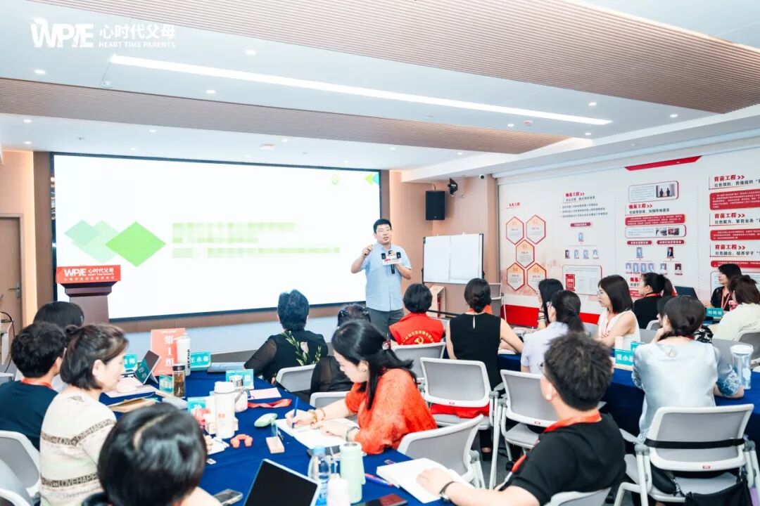 “灰头土脸”的车开出去丢人?——“我们在乎的,到底是干净,还是体面?”