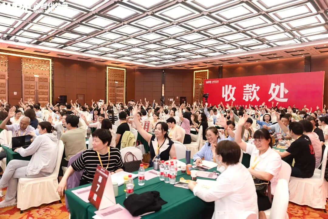 “哪来的红薯？”“我偷的抢的！”——清晨7点，我的一句回应，让一场家庭“战争”瞬间消失！