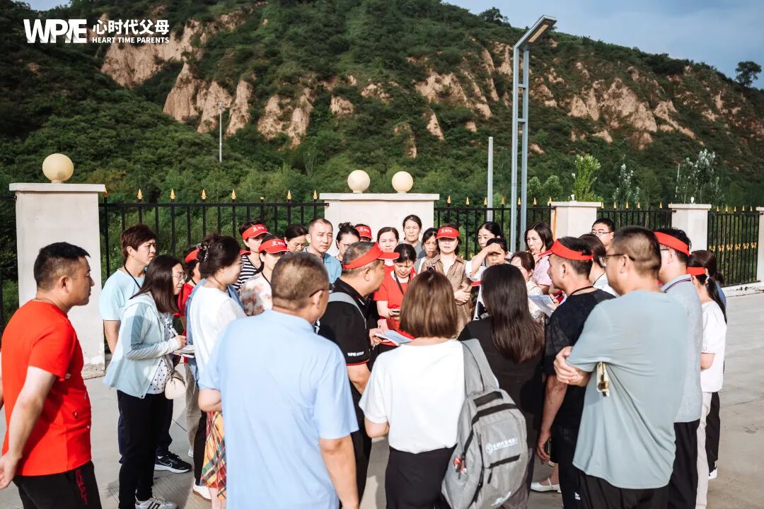 你以为的“付出”,真的是孩子需要的成长吗?