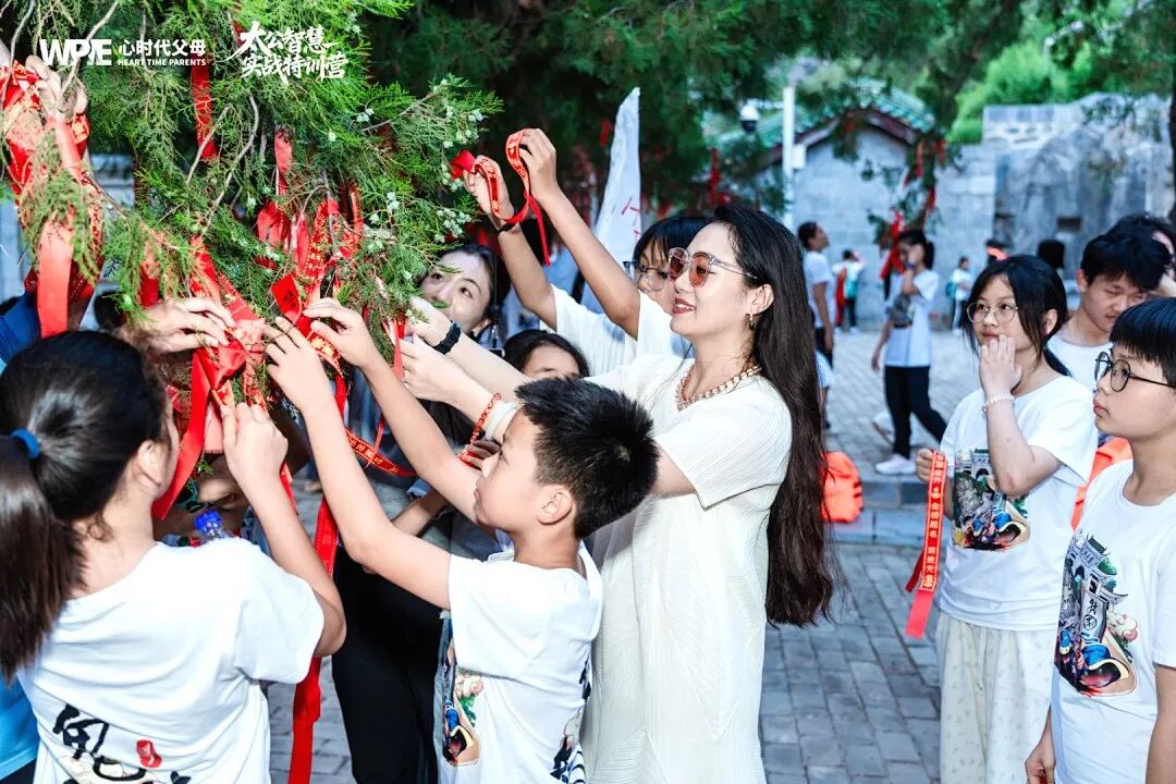 多子女家庭必备“免战牌”——纪琼院长:“不要急着站队,否则就是在亲手制造‘偏心’”