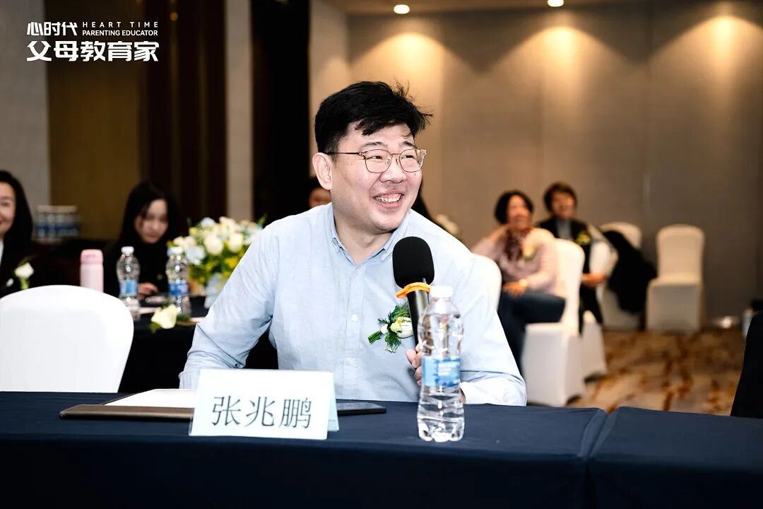 因为我收咨询费,最好的朋友竟发消息骂我?——兆鹏老师:“谢谢你,用最脏的话,恭喜我‘长大成人’!”