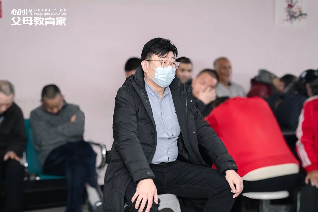 我和老公吵架搬出去住,他竟还把家里门锁换了!