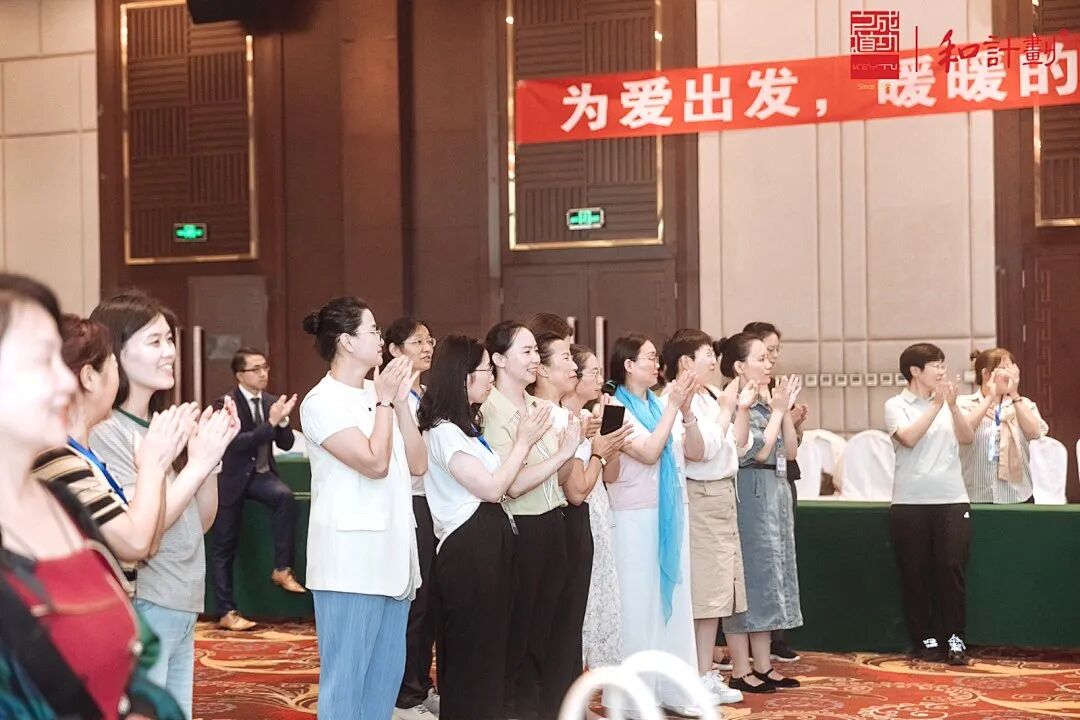 【家庭生态导师班】“妈妈,下次我要考100分!”“你能考100分?打死我都不信!”——有多少孩子被父母的“实话”毁掉