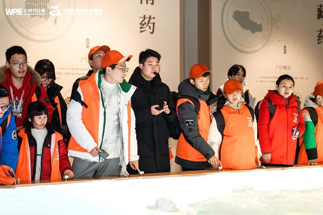 “妈妈,我当年肚子疼,真不是玩平板害的!”