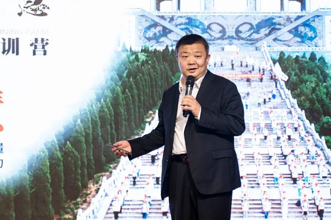 《纪琼谈家》第100期延吉读书慧圆满举行——当孩子说出“妈妈你在发光”,一切付出都值了!