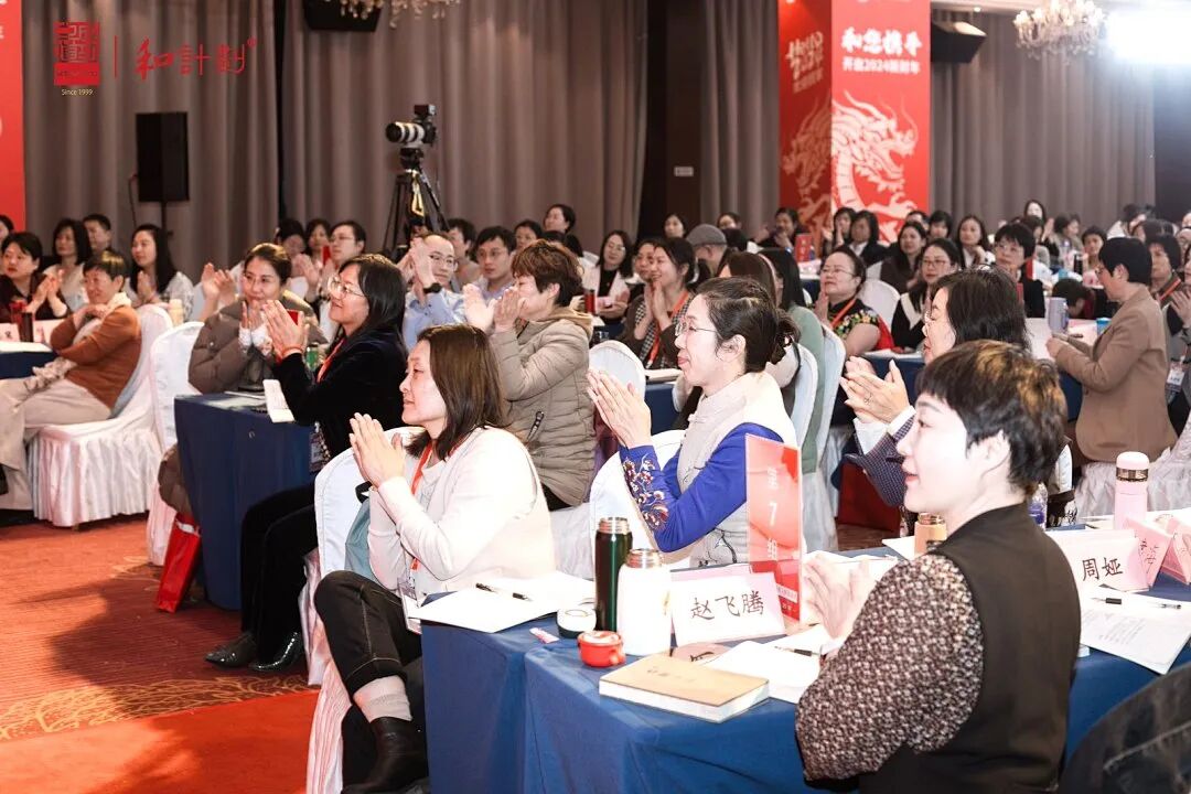 火锅店突然“着火”!——夺门而逃的我和冷静的他们......原来这是我一个人的“火灾演练”