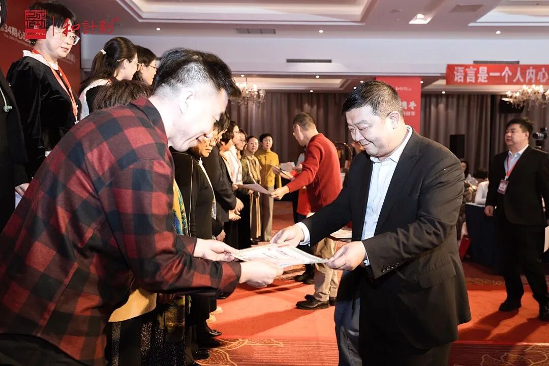 火锅店突然“着火”!——夺门而逃的我和冷静的他们......原来这是我一个人的“火灾演练”