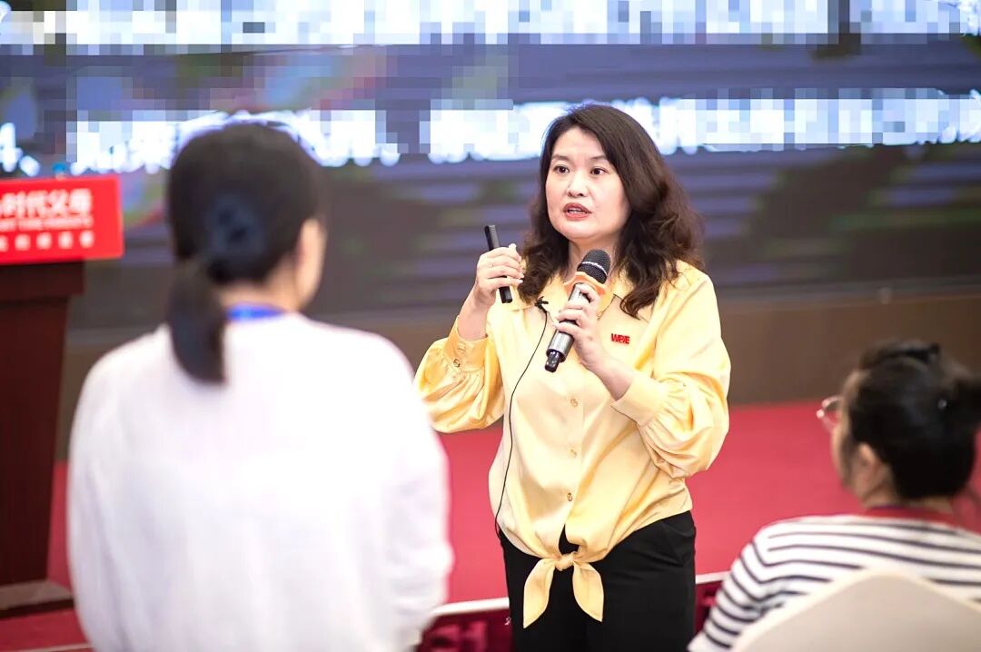 【女性力量高级班】婆媳矛盾层出不穷?——文聪老师:“把婆婆当亲妈,你会输;把婆婆当客户,你会赢!”